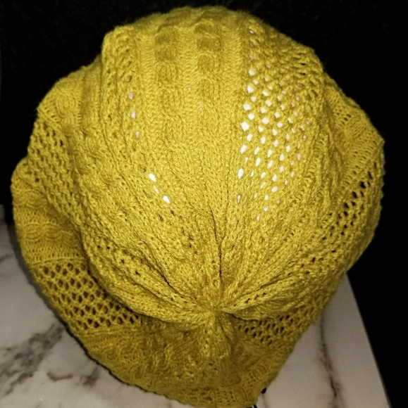 Beanie Hat - Picture 2 of 3